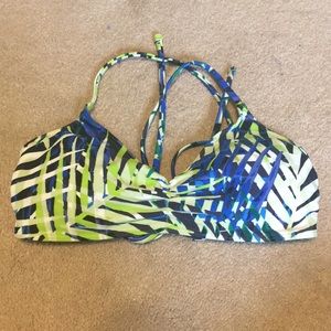 Arie bikini top